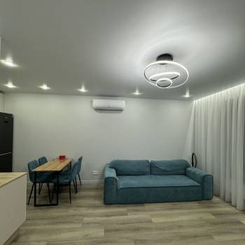 Сдается 1-комнатная квартира, 49 м²
