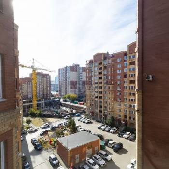 Сдается 1-комнатная квартира, 46 м²