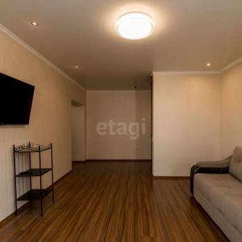 Сдается 1-комнатная квартира, 46 м²