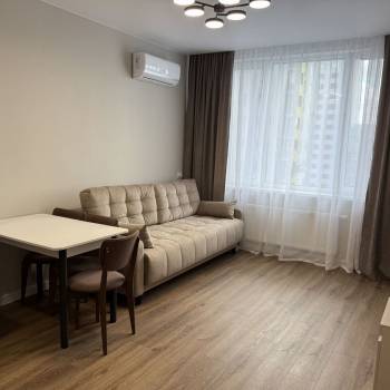 Сдается 1-комнатная квартира, 40,9 м²