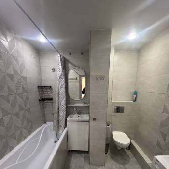 Сдается 1-комнатная квартира, 39,5 м²