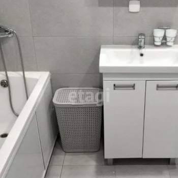 Сдается 1-комнатная квартира, 40 м²