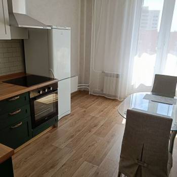 Сдается 1-комнатная квартира, 40 м²