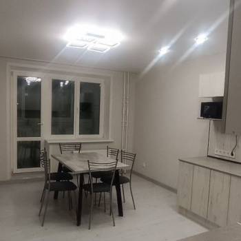 Сдается 2-х комнатная квартира, 67,7 м²