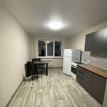 Сдается 2-х комнатная квартира, 58 м²