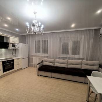 Сдается 1-комнатная квартира, 50 м²