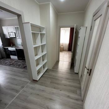 Сдается 1-комнатная квартира, 50 м²
