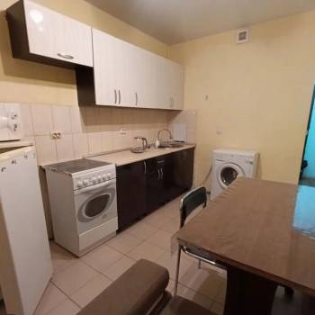 Продается 1-комнатная квартира, 36,9 м²