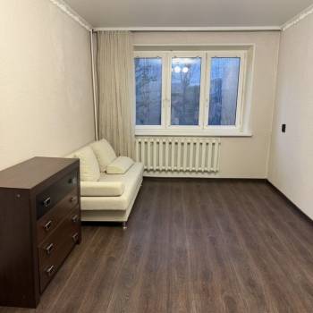 Продается 1-комнатная квартира, 35,7 м²