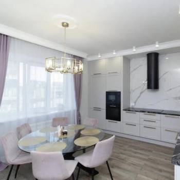 Сдается Многокомнатная квартира, 146 м²