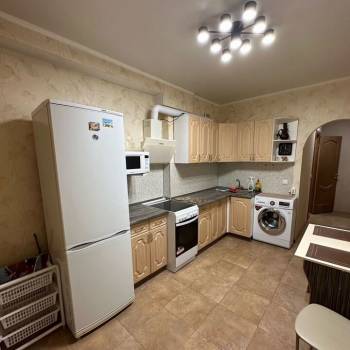 Сдается 1-комнатная квартира, 38 м²