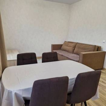 Сдается 1-комнатная квартира, 47,8 м²