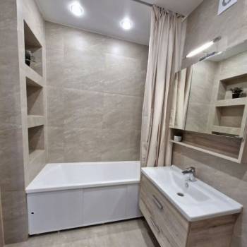 Сдается 1-комнатная квартира, 47,8 м²