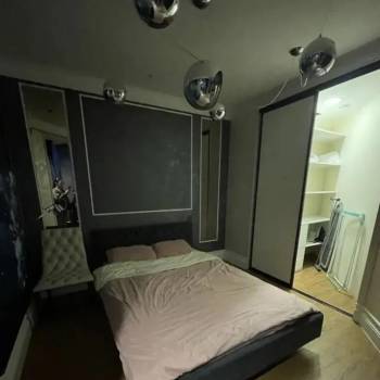 Сдается 1-комнатная квартира, 65 м²