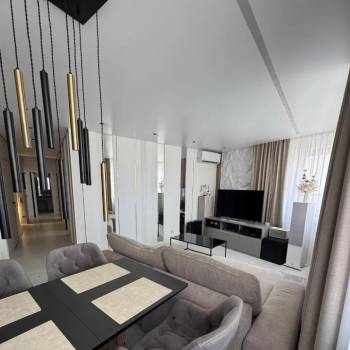 Продается Многокомнатная квартира, 92 м²