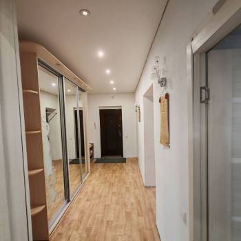 Продается 3-х комнатная квартира, 99,8 м²