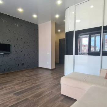 Продается 1-комнатная квартира, 49,6 м²