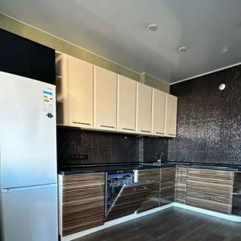 Продается 1-комнатная квартира, 49,6 м²