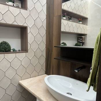Продается Многокомнатная квартира, 100 м²