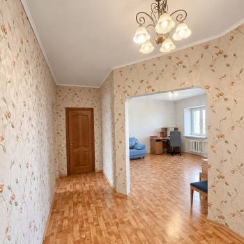 Продается 2-х комнатная квартира, 82,8 м²