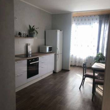 Сдается 1-комнатная квартира, 42,1 м²