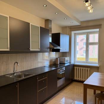 Сдается 1-комнатная квартира, 42,9 м²