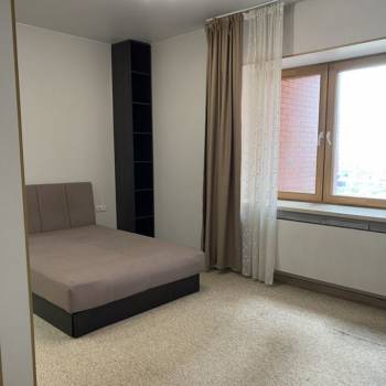 Сдается 1-комнатная квартира, 46,7 м²