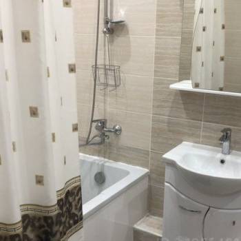 Сдается 1-комнатная квартира, 41 м²