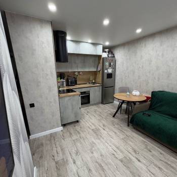Продается 1-комнатная квартира, 40,4 м²