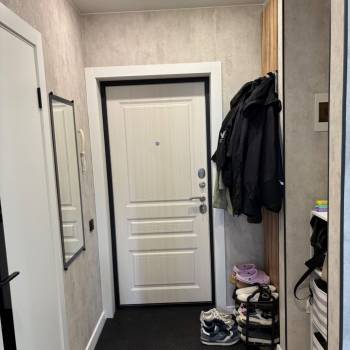 Продается 1-комнатная квартира, 40,4 м²