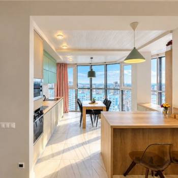 Сдается 2-х комнатная квартира, 84 м²