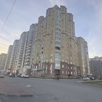 Продается 2-х комнатная квартира, 60 м²
