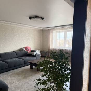 Сдается Многокомнатная квартира, 90 м²
