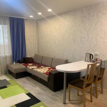 Сдается 1-комнатная квартира, 39 м²
