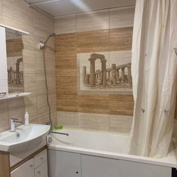 Сдается 1-комнатная квартира, 39 м²